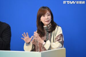 《夜夜秀》訕笑身障者！賀瓏挨轟沒道歉　「萬老師」開噴：這是個責任
