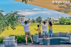 撇性騷風波回歸了！宥勝宣布復出時間點　罕曬1家4口照：好久不見
