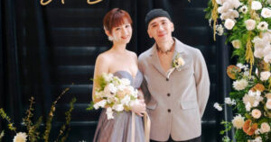 求婚後吵不停！作家H如期與陳珮甄舉行婚禮　緊牽手：風雨都放諸腦後