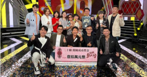 《超級紅人榜》年紀最小冠軍誕生　12歲鄧品硯完成大夢想